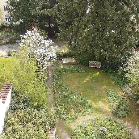 Am Schloss Karlsruhe
